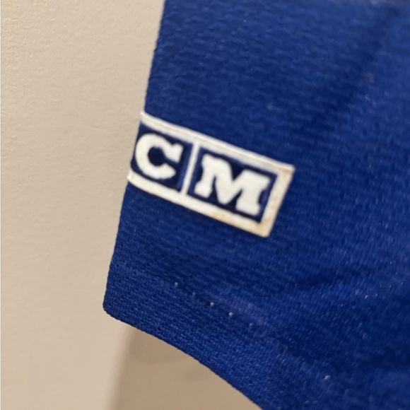 Vintage CCM Maska Toronto Maple Leafs Men’s Hockey Jersey - Picture 7 of 9